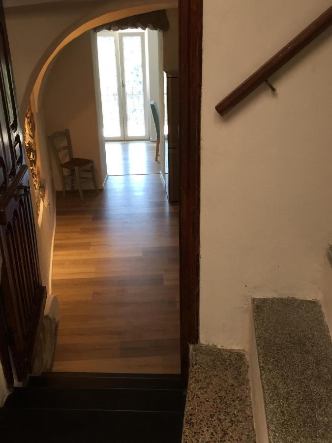 House In The Medieval Village Apricale Luaran gambar
